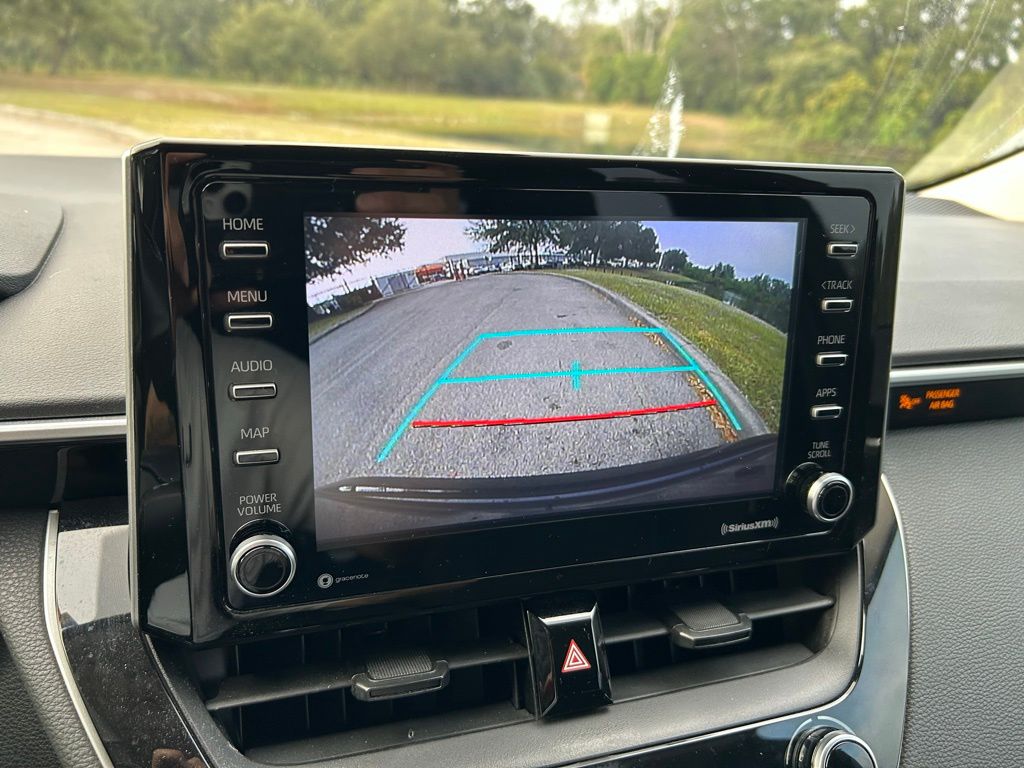 Thumbnail: 2021 Toyota Corolla - 24