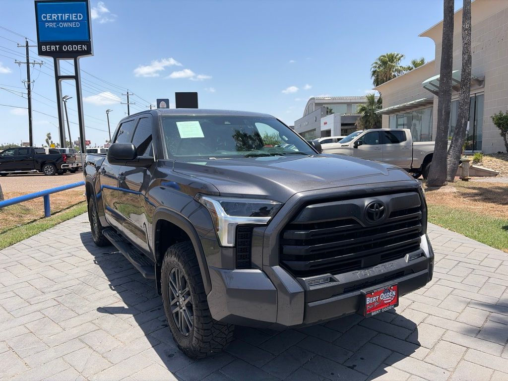 2025 Toyota Tundra SR5 CrewMax Cab RWD