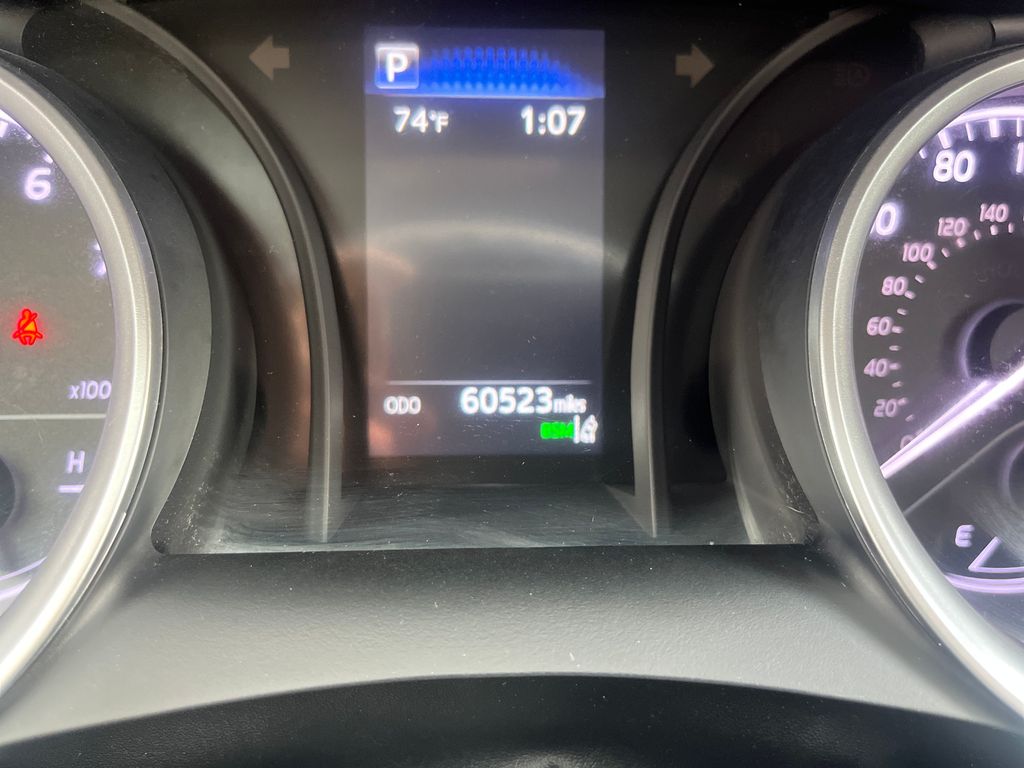 2023 Toyota Camry LE photo