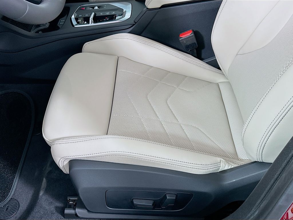 Thumbnail: 2026 BMW 2 Series - 21