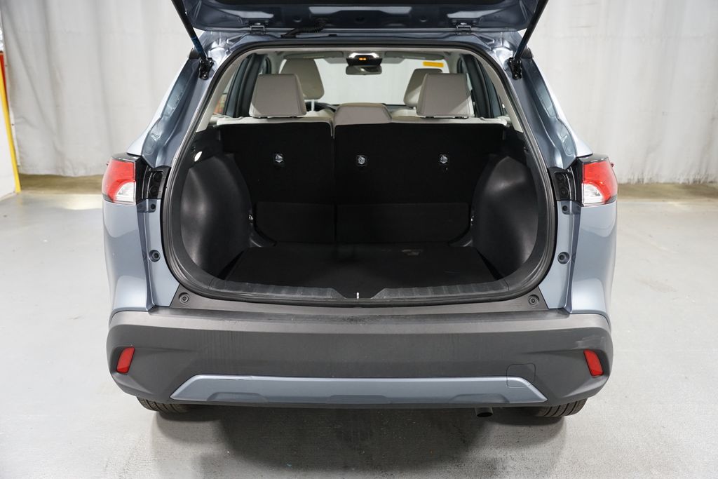 Thumbnail: 2025 Toyota Corolla Cross - 31