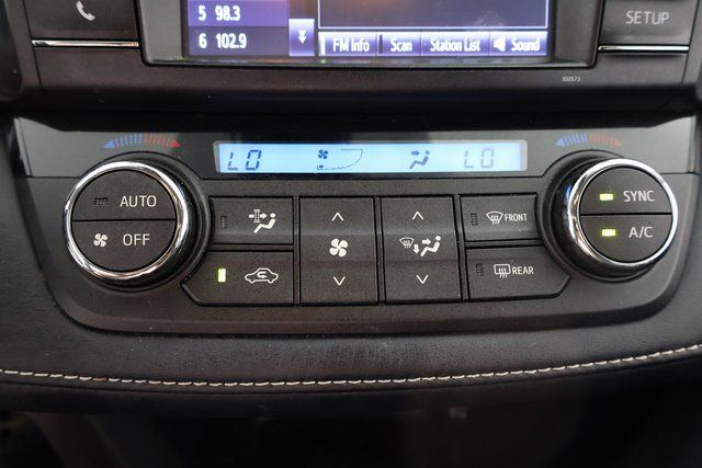 2018 Toyota RAV4 Hybrid LE photo