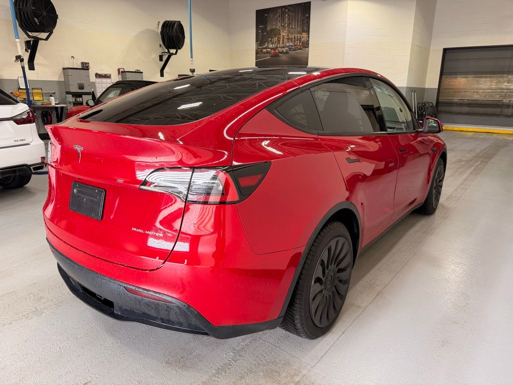Thumbnail: 2023 Tesla Model Y - 6