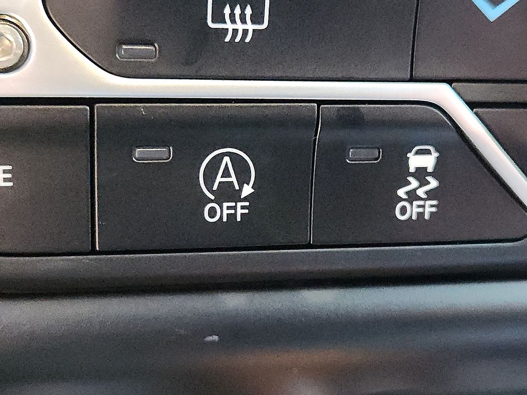 Thumbnail: 2023 Jeep Wrangler - 24