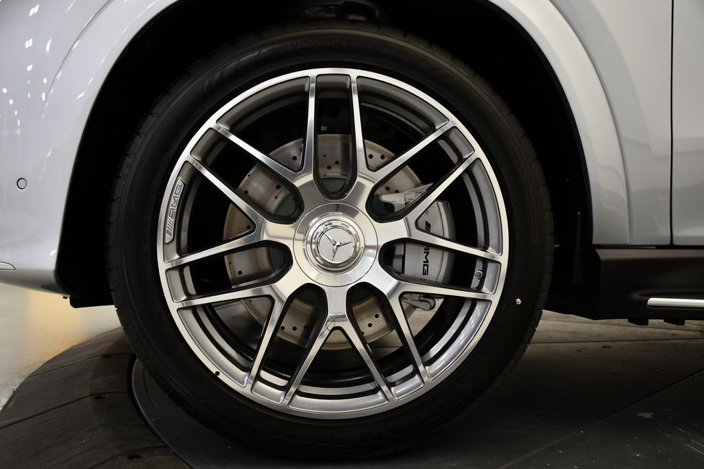 Thumbnail: 2026 Mercedes-Benz GLE - 14