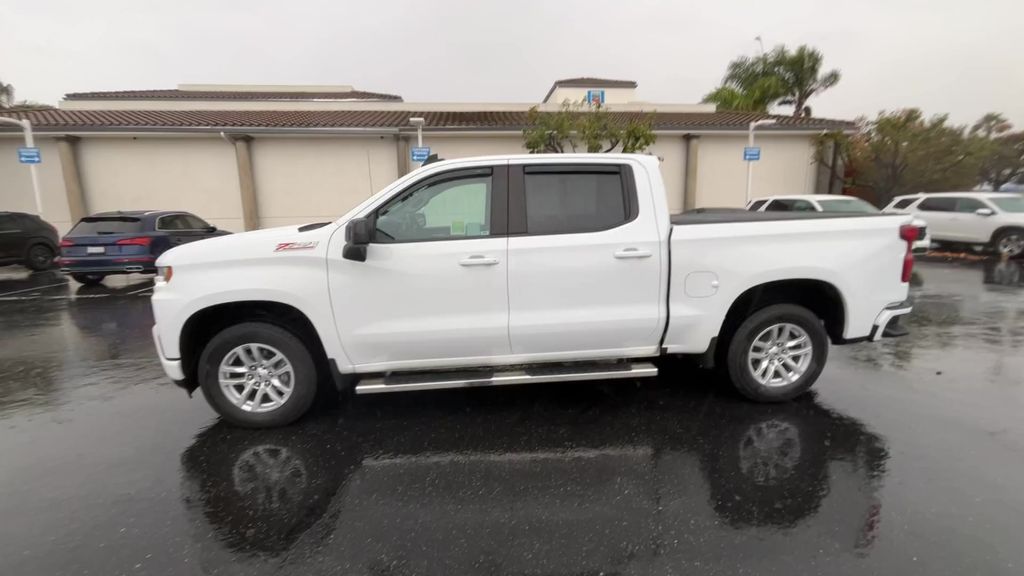 Thumbnail: 2022 Chevrolet Silverado 1500 - 5