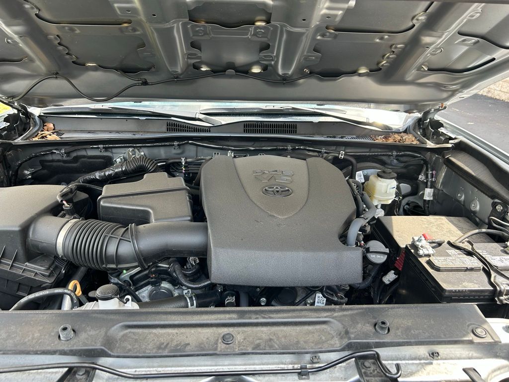 2023 Toyota Tacoma SR 10
