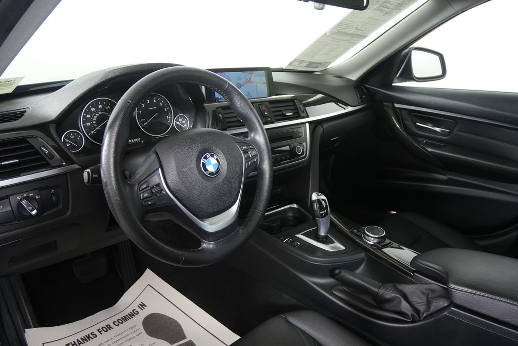 Thumbnail: 2015 BMW 3 Series - 12