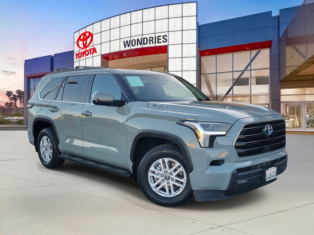 Toyota Sequoia SR5 4WD
