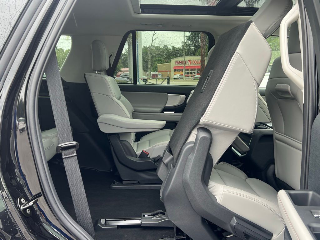 2025 Ford Expedition Active Black at Walterboro Ford