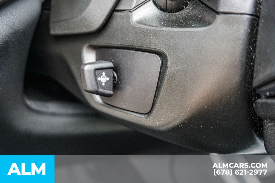 Used 2023 White BMW sDrive40i image 47