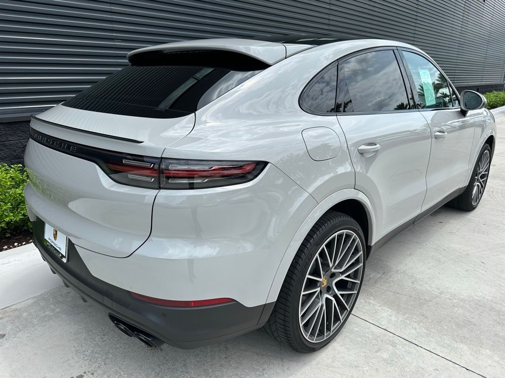 2022 Porsche   9