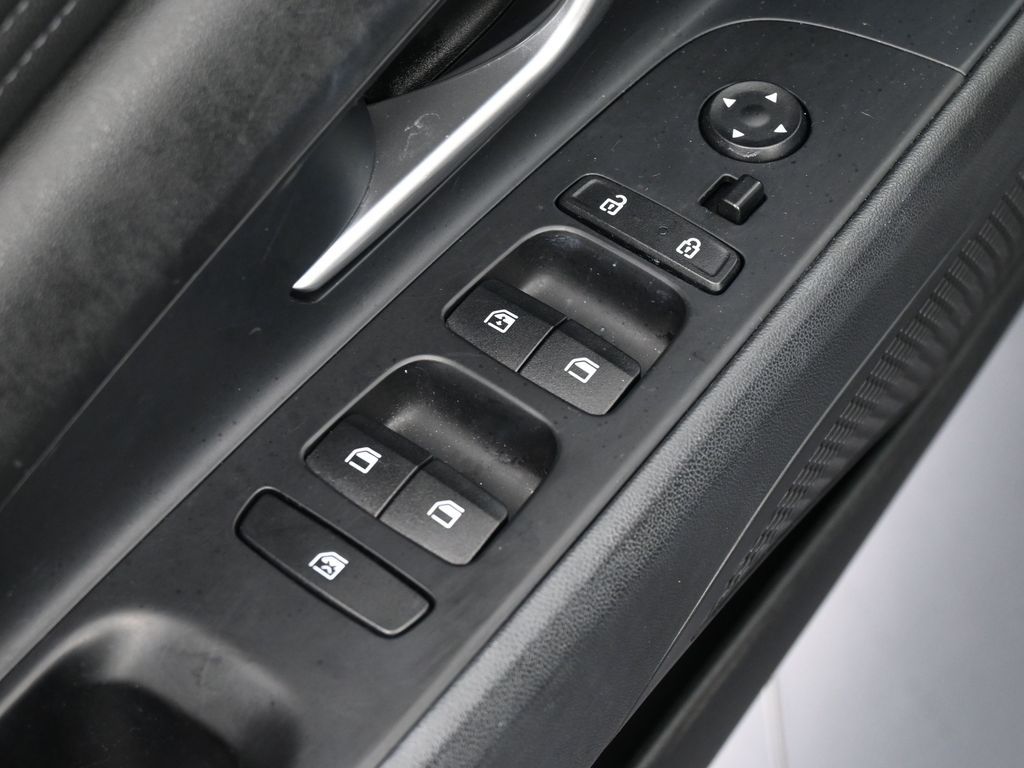 Used 2022 Electric Shadow Hyundai SEL image 14