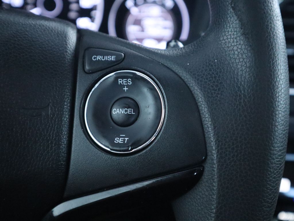 Thumbnail: 2017 Honda HR-V - 12