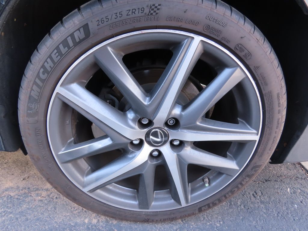 Thumbnail: 2017 Lexus GS - 16