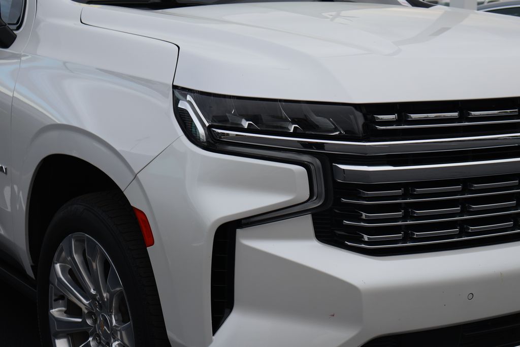 Thumbnail: 2023 Chevrolet Suburban - 4