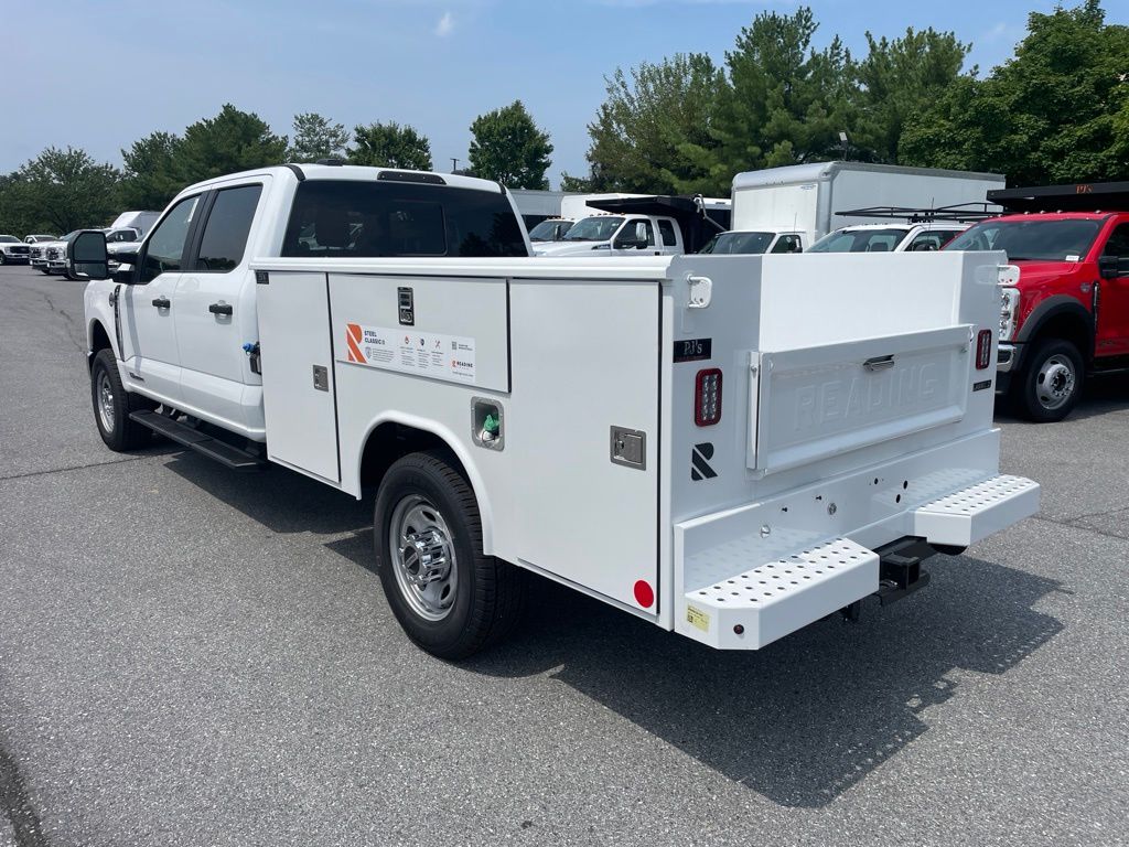 2026 Ford F-350 Chassis XL