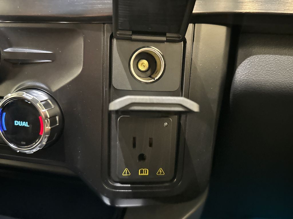 New 2026 White Ford Lariat image 32