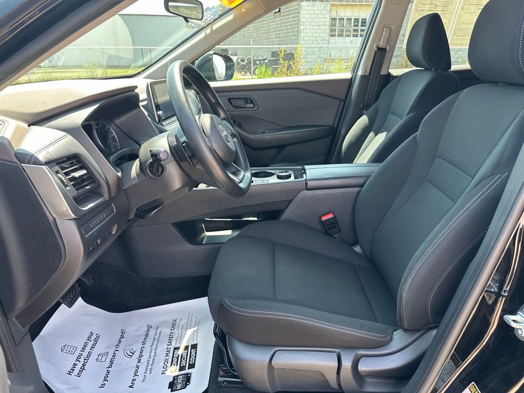 Used 2023 Nissan Rogue SUV