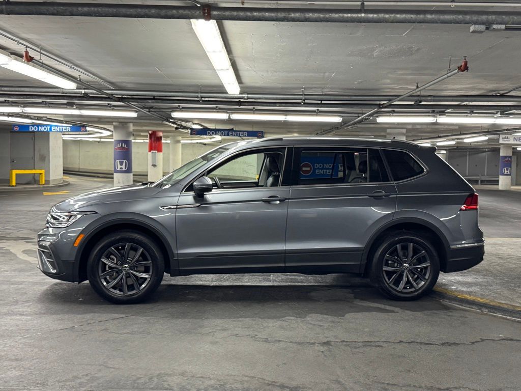 2022 Volkswagen Tiguan 2.0T SE 32