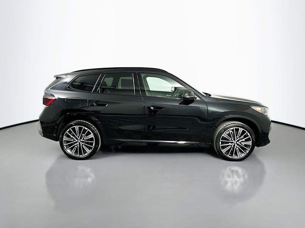 Thumbnail: 2026 BMW X1 - 4