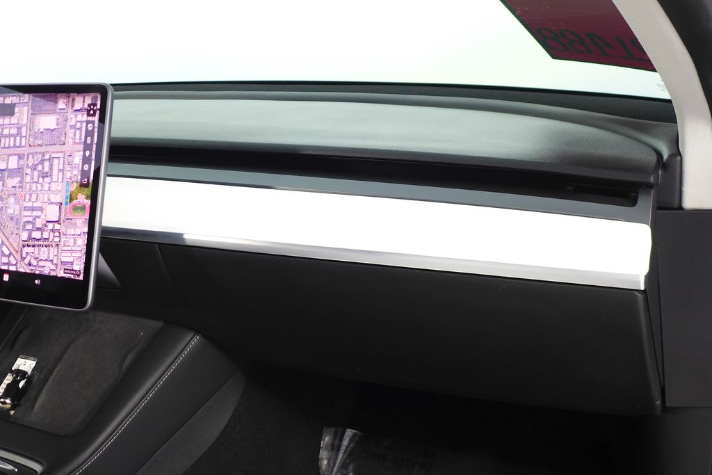 Thumbnail: 2021 Tesla Model 3 - 14