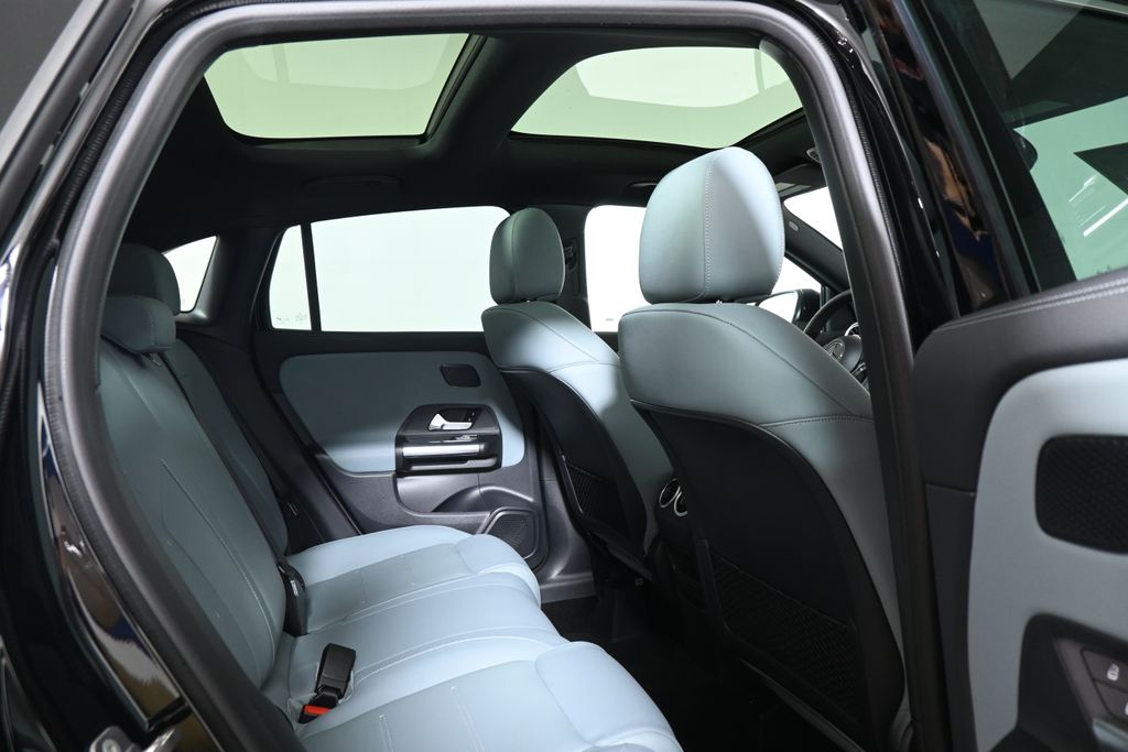 Thumbnail: 2026 Mercedes-Benz GLA - 20