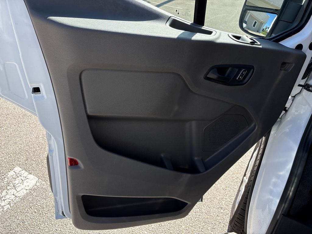 Certified Used 2025 White Ford Base image 27