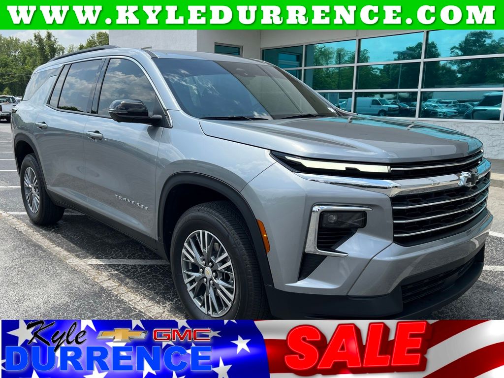 Sterling Gray Metallic 2025 Chevrolet Traverse LT FWD SUV / Crossover Front-Wheel Drive 8-Speed Automatic