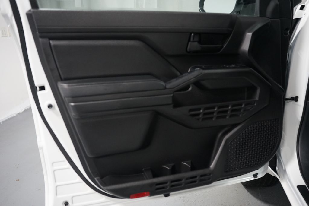 Thumbnail: 2025 Toyota Tacoma - 10