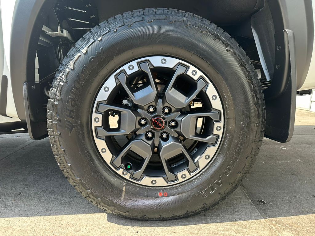 2025 Nissan Frontier PRO-4X