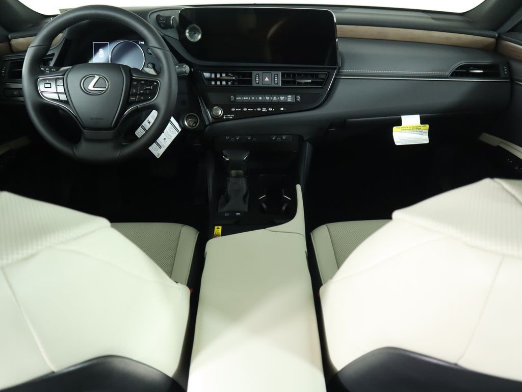 2025 Lexus ES Hybrid 300h 14