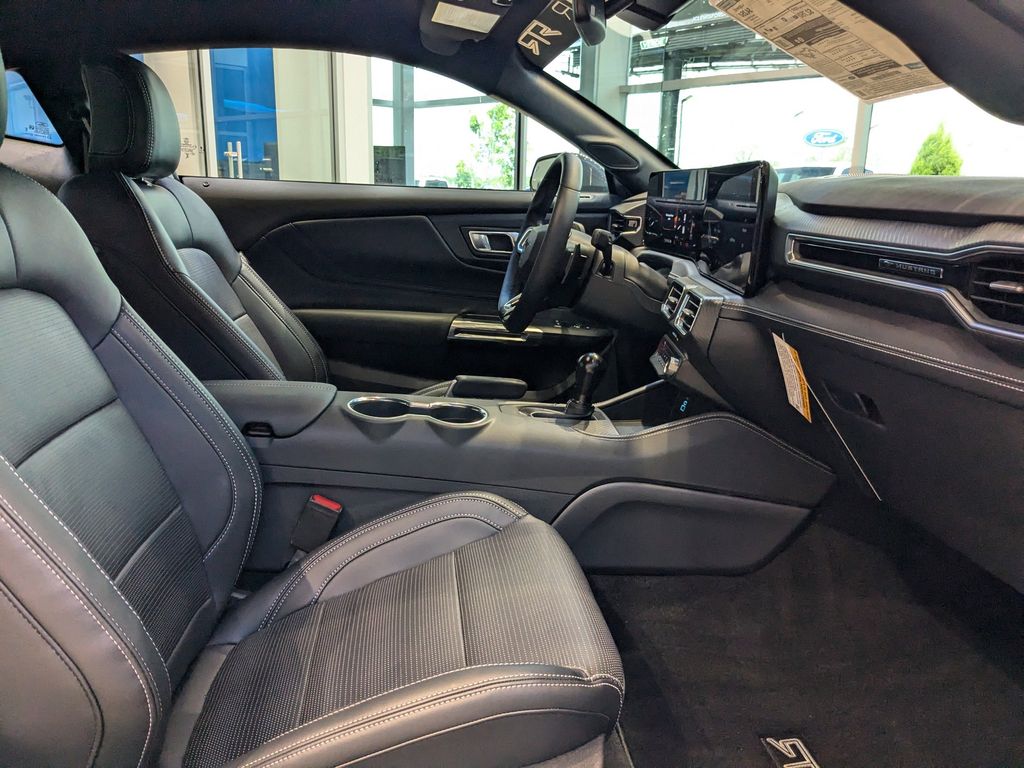 2025 Ford Mustang RTR