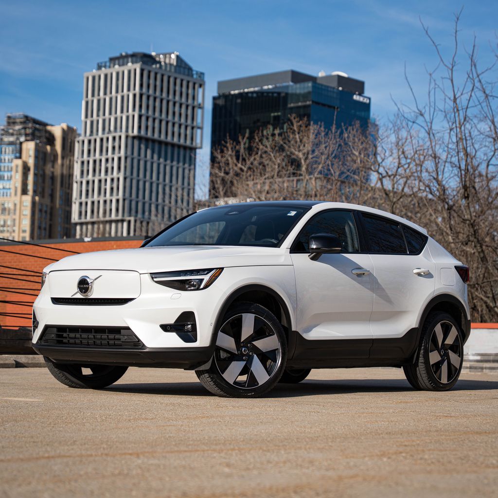 2023 Volvo C40 Recharge Twin Ultimate eAWD