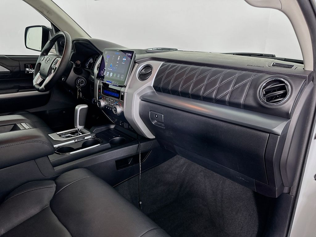 Thumbnail: 2018 Toyota Tundra - 30