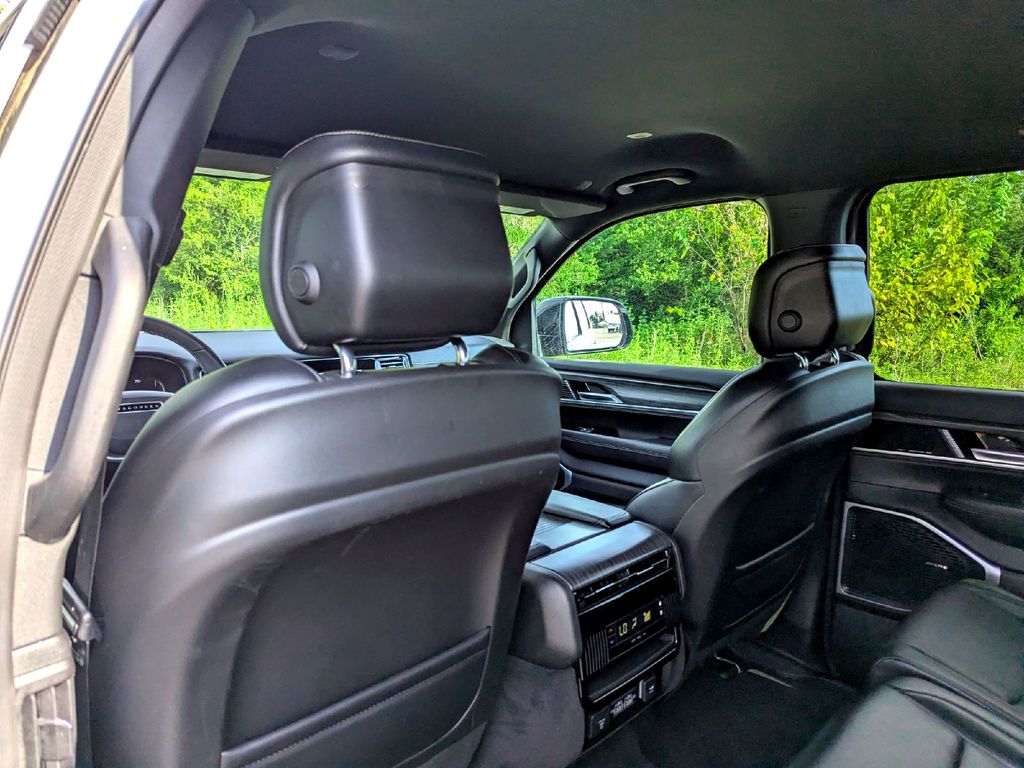 Used Car 2023 Jeep Wagoneer  Series Ii For Sale Under $40,000 In Taylor, Texas
