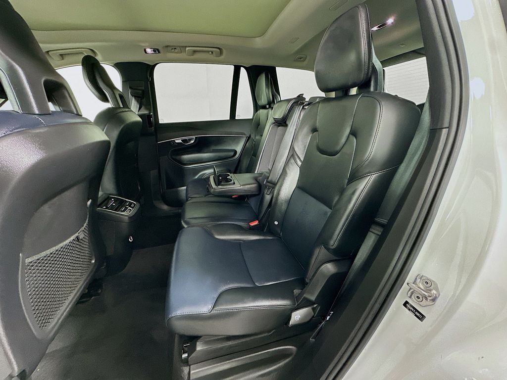 Thumbnail: 2020 Volvo XC90 - 25