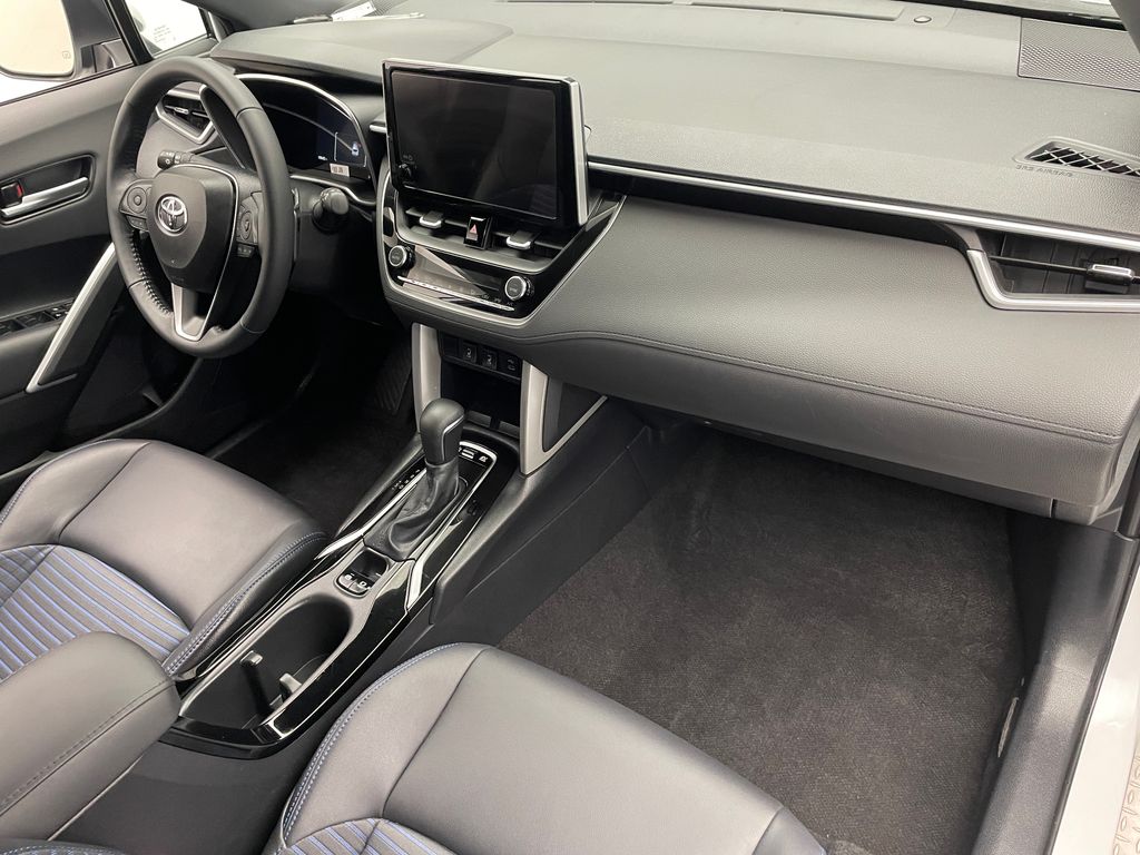 Thumbnail: 2024 Toyota Corolla Cross - 16