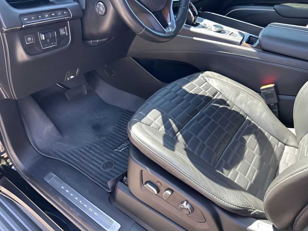 Used Car 2023 Cadillac Escalade  Sport Platinum For Sale Under $80,000 In Austin, Texas