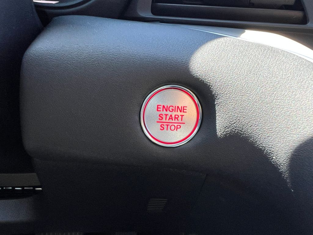 Thumbnail: 2025 Acura TLX - 20