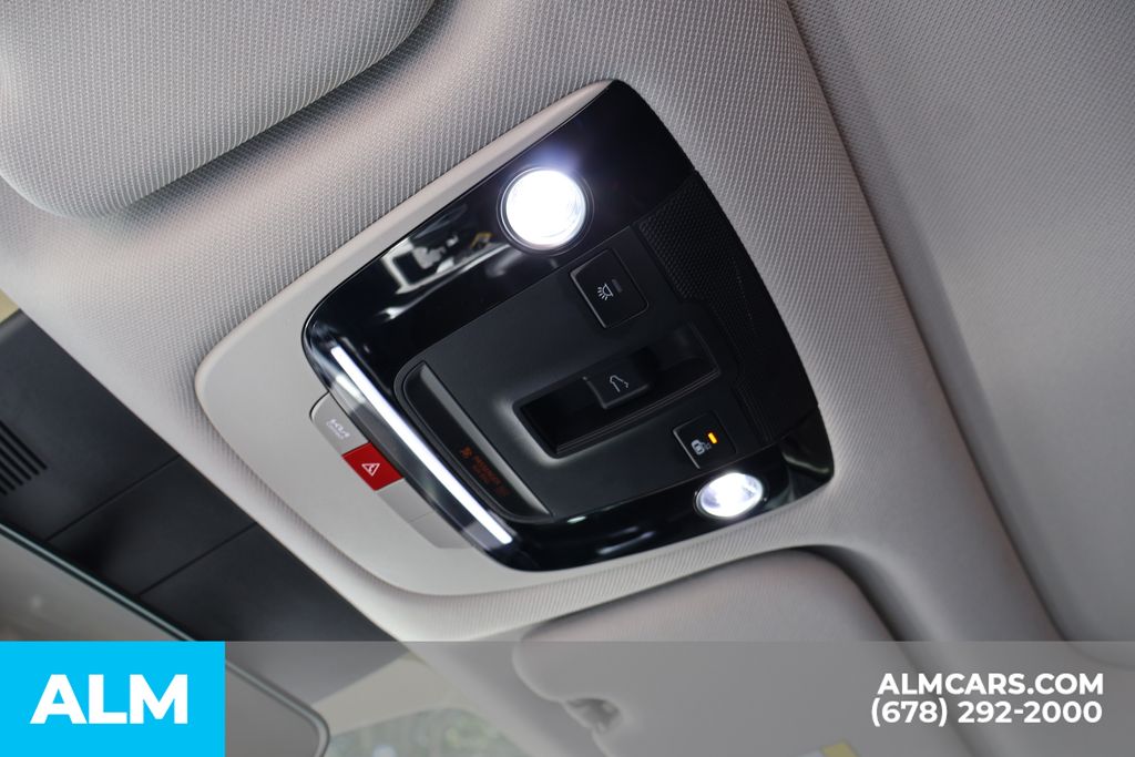 Used 2025 Black Kia S image 34