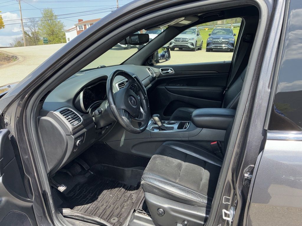 2018 Jeep Grand Cherokee Altitude Gray at Bob Ruth Ford