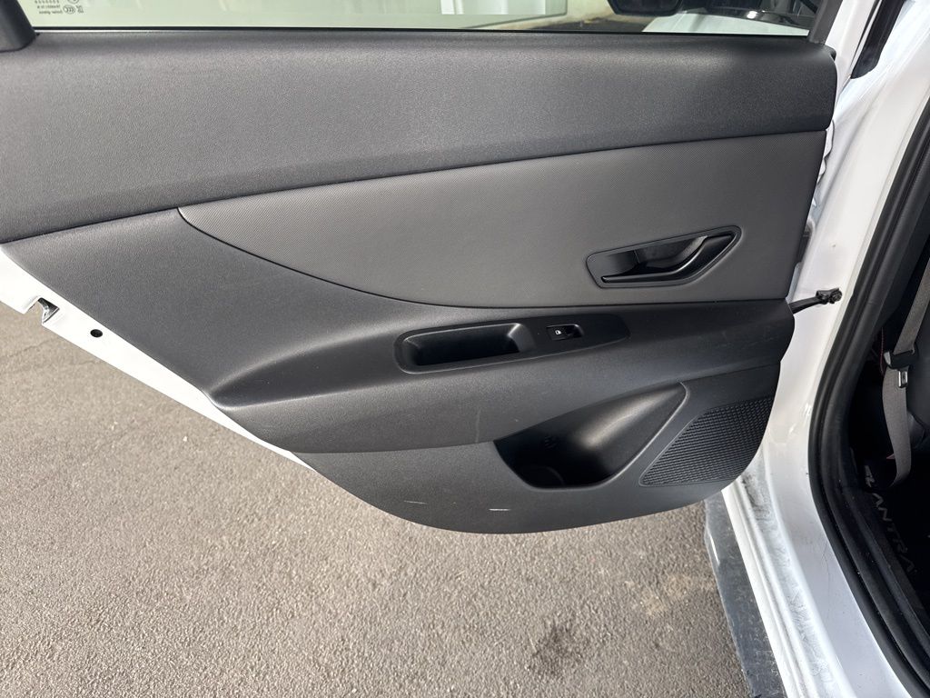 Thumbnail: 2024 Hyundai Elantra - 17