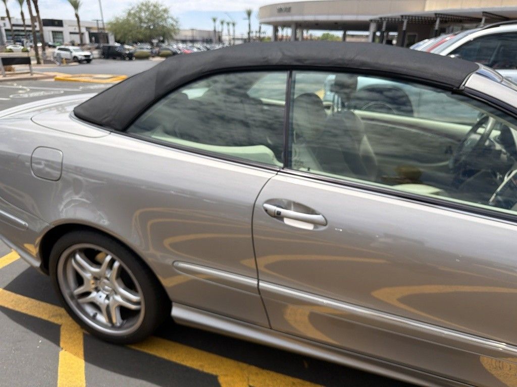 Thumbnail: 2008 Mercedes-Benz CLK - 22