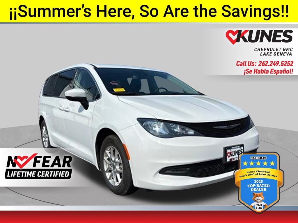 Bright White Clearcoat 2023 Chrysler Voyager Minivan Front-Wheel Drive 9-Speed Automatic