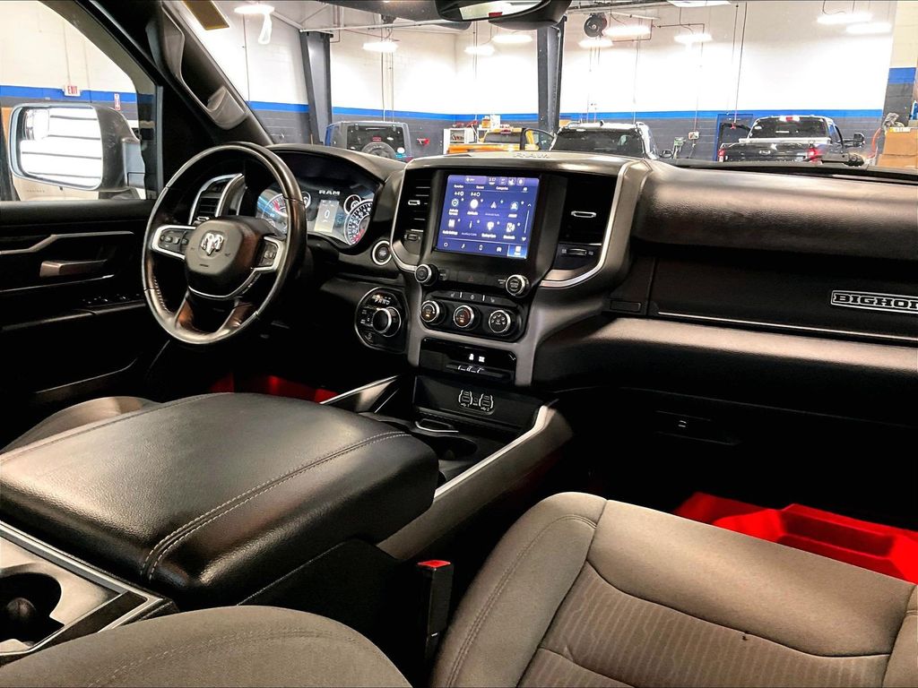 2023 Ram 1500 — photo 14
