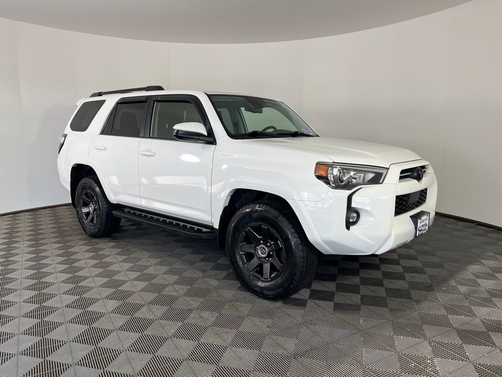 Used 2022 White Toyota Trail image 18