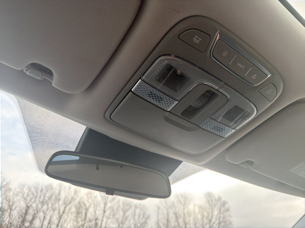 Thumbnail: 2020 Kia Telluride - 14