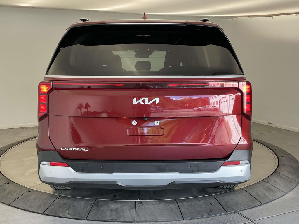 2025 Kia Carnival EX - 5