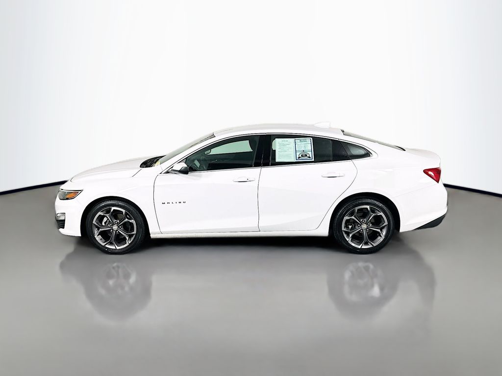 Used 2023 White Chevrolet LT image 4